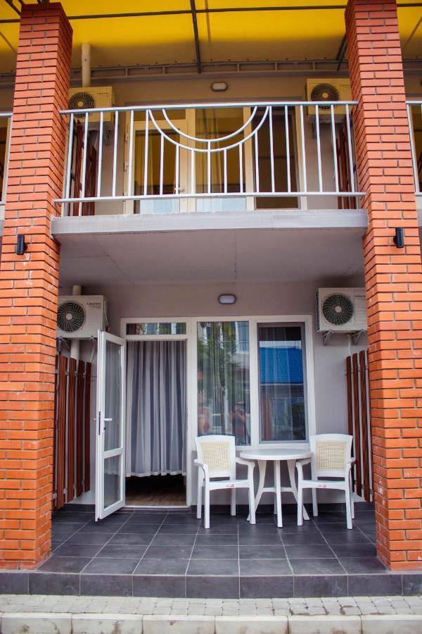 База Отдыха Причал Lazurne Exterior photo